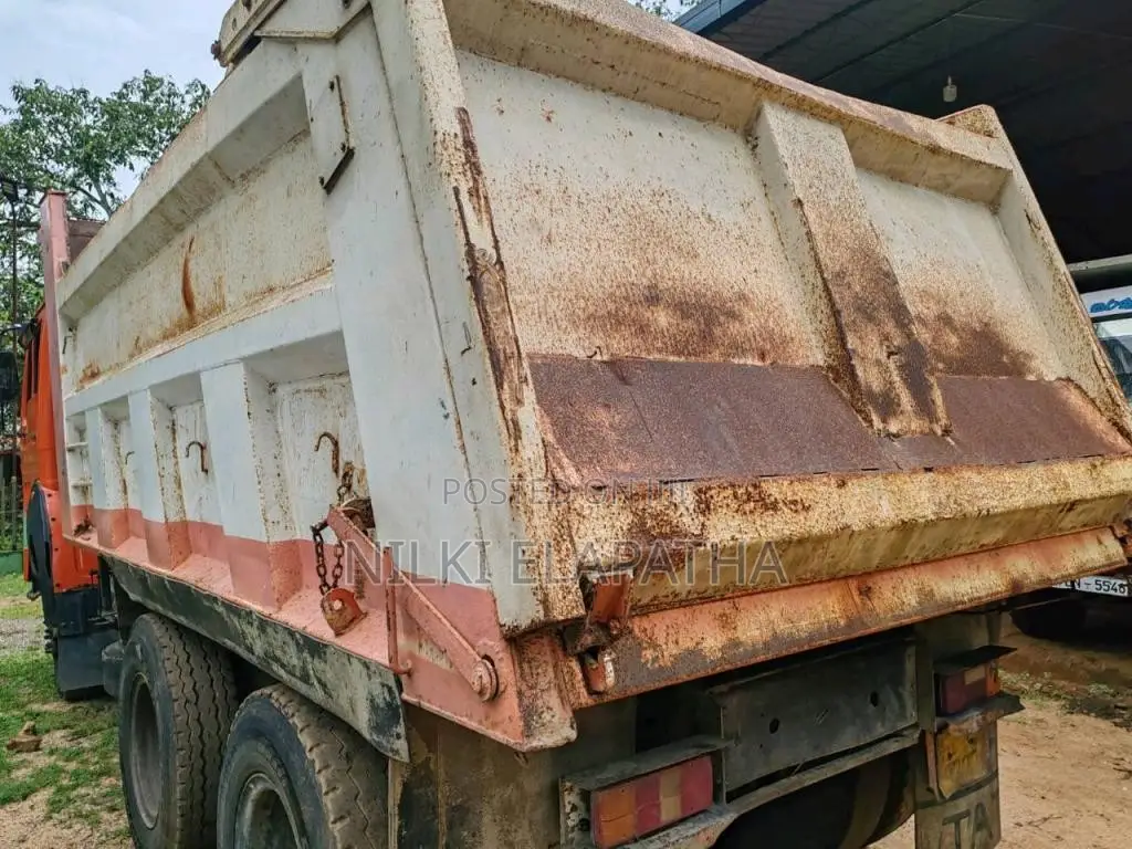 Tata 2518 2017 Lorry (Used)