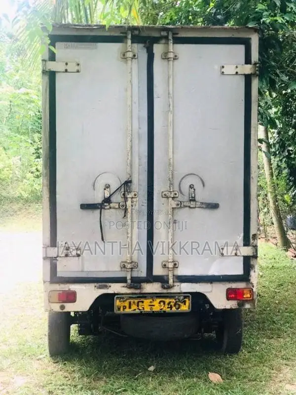 Tata Dimo Batta 2009 Lorry (Used)