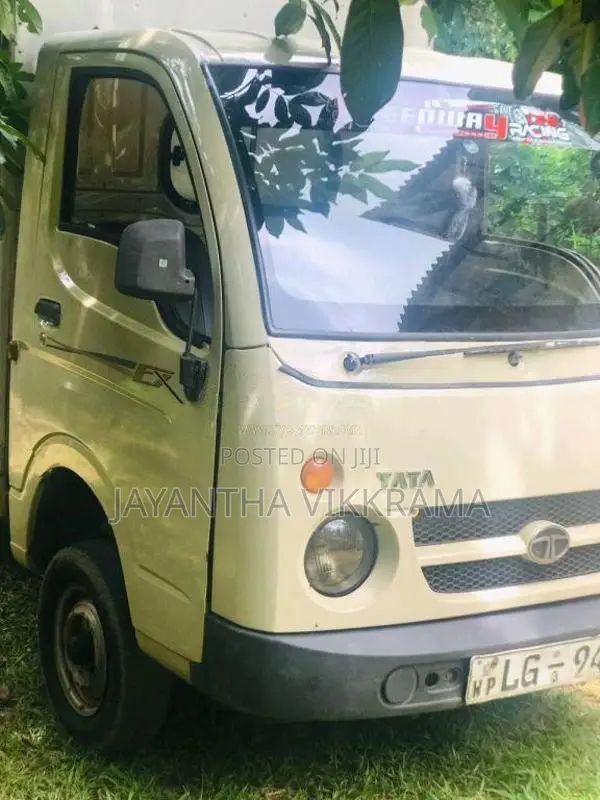 Tata Dimo Batta 2009 Lorry (Used)