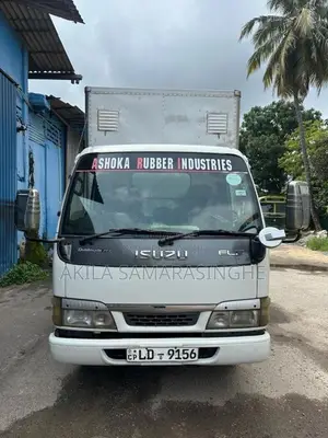 Isuzu ELF 2006 Lorry (Used)