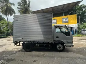 Isuzu ELF 2006 Lorry (Used)