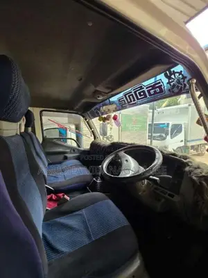 Mitsubishi Canter 2008 Lorry (Used)