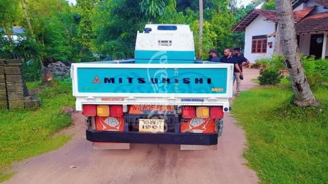 Mitsubishi Canter 1993 Lorry (Used)