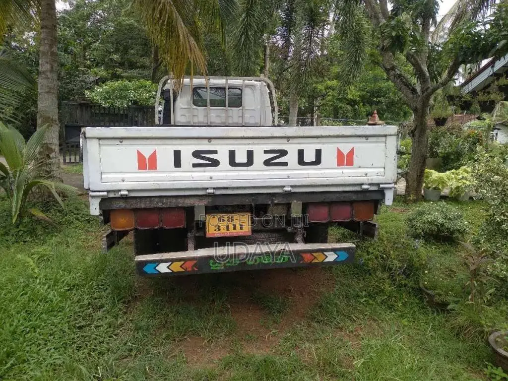 Isuzu ELF 450 1993 Lorry (Used)