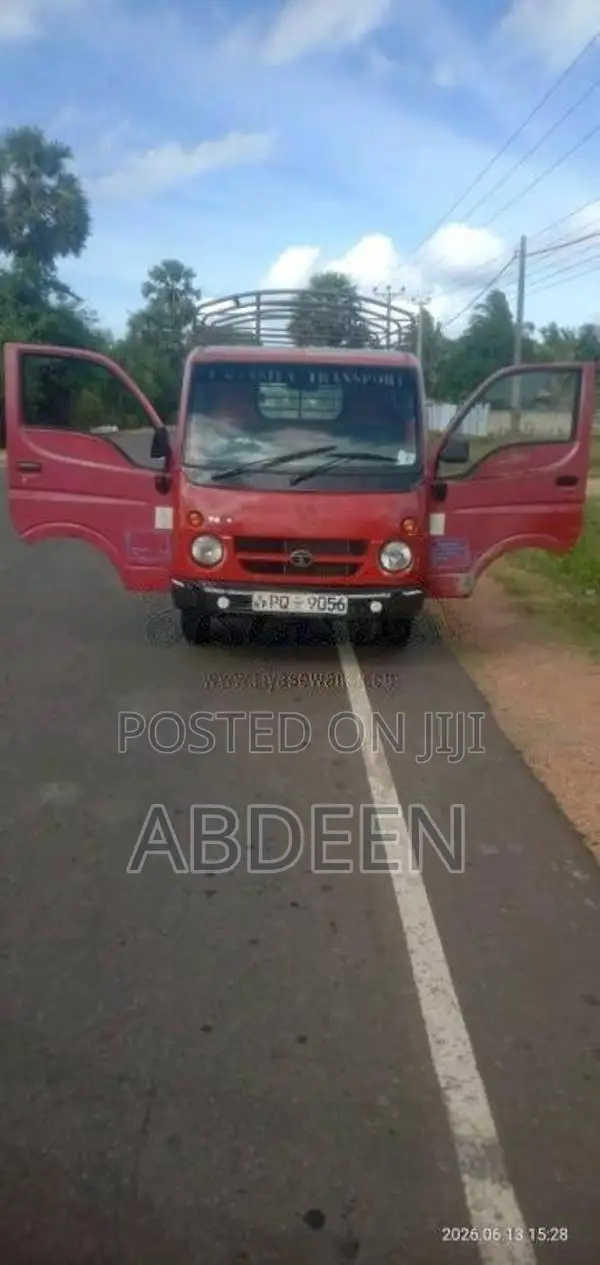Tata Dimo Batta 2011 Lorry (Used)
