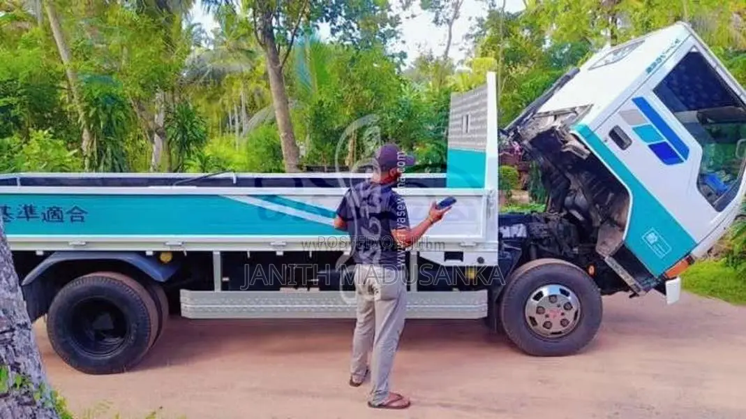 Mitsubishi Canter 1993 Lorry (Used)