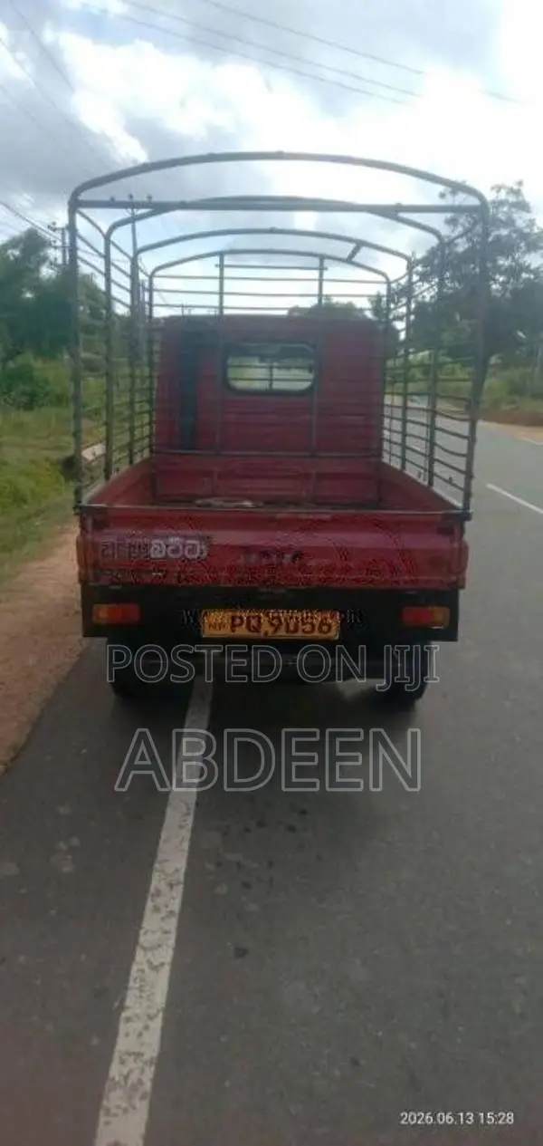 Tata Dimo Batta 2011 Lorry (Used)