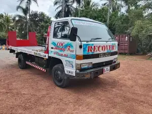 Isuzu ELf 1990 Lorry (Used)