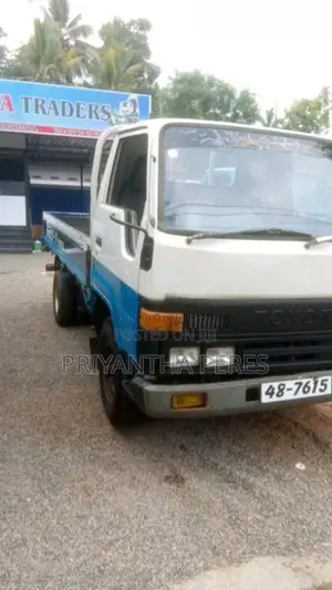 Toyota Dyna 1992 Lorry (Used)