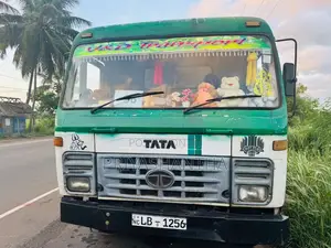 Tata Tipper 2006 Lorry (Used)