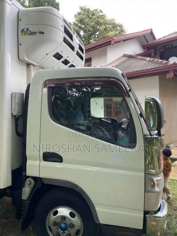 Mitsubishi Fuso 2012 Lorry (Used)