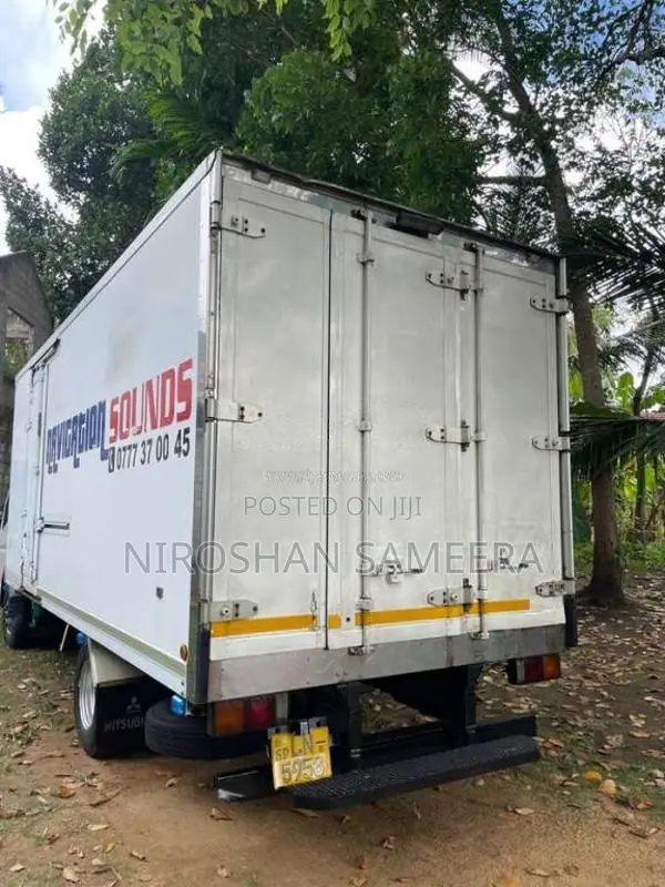 Mitsubishi Fuso 2012 Lorry (Used)