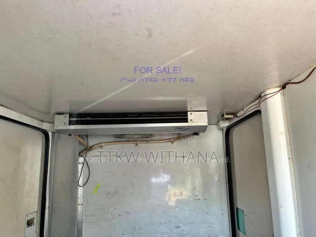 Mitsubishi MiniCab 2011 Lorry (Used)