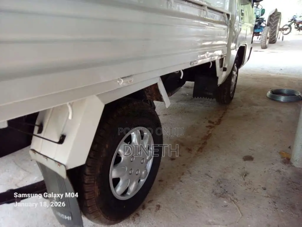 Mitsubishi L300 Delica 1980 Lorry (Used)