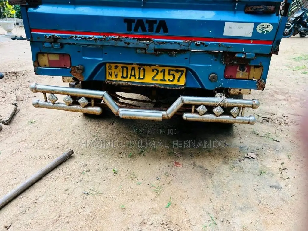 Tata Dimo Batta 2016 Lorry (Used)