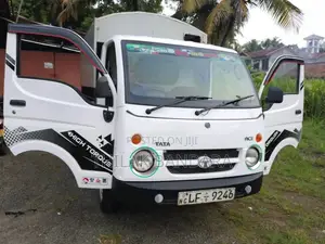 Tata Dimo Batta 2008 Lorry (Used)