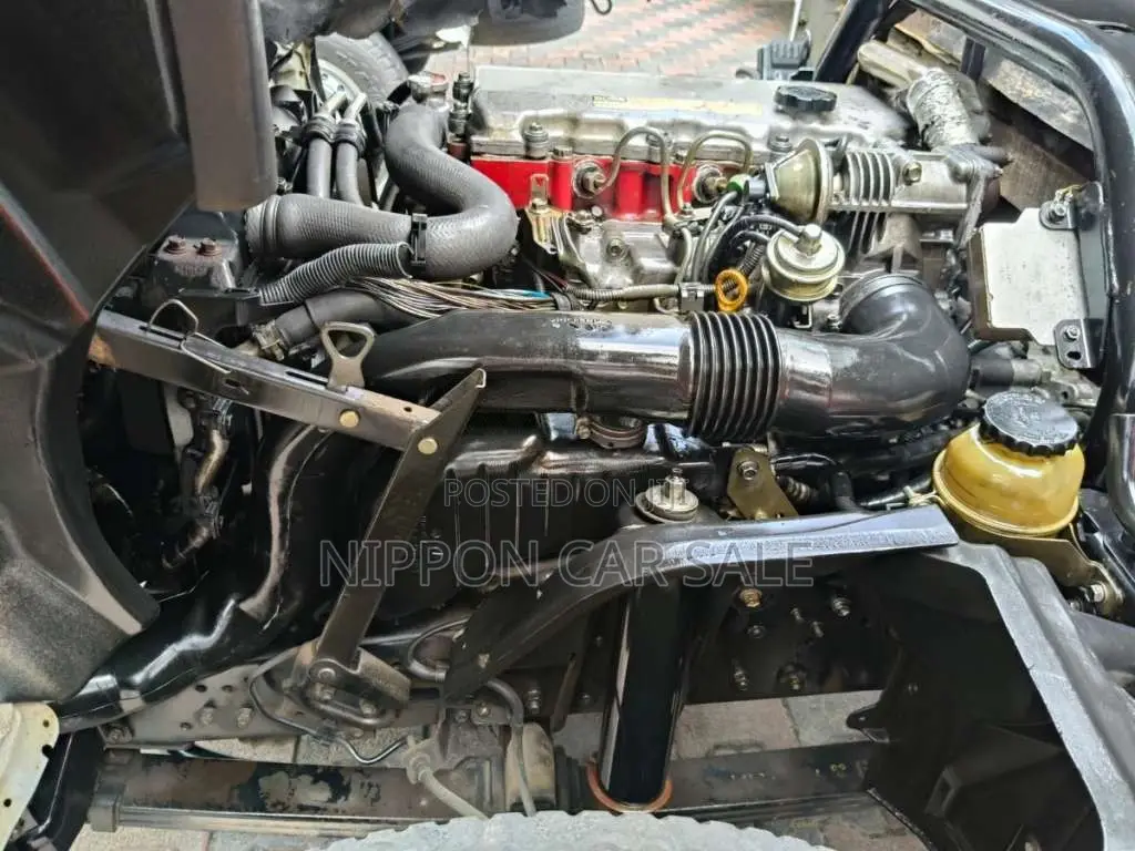 Toyota Dyna 2002 Lorry (Used)