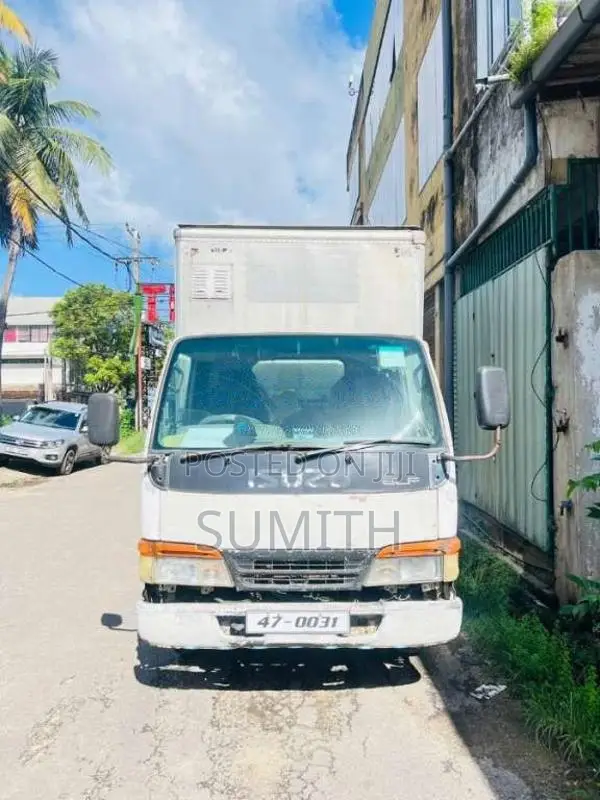 Isuzu ELF 1989 Lorry (Used)