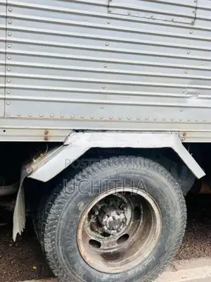 Isuzu KK-NHR69E 2000 Lorry (Used)