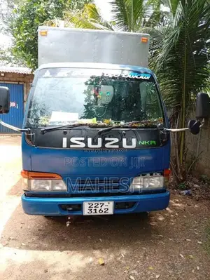 Isuzu ELF 1999 Lorry (Used)