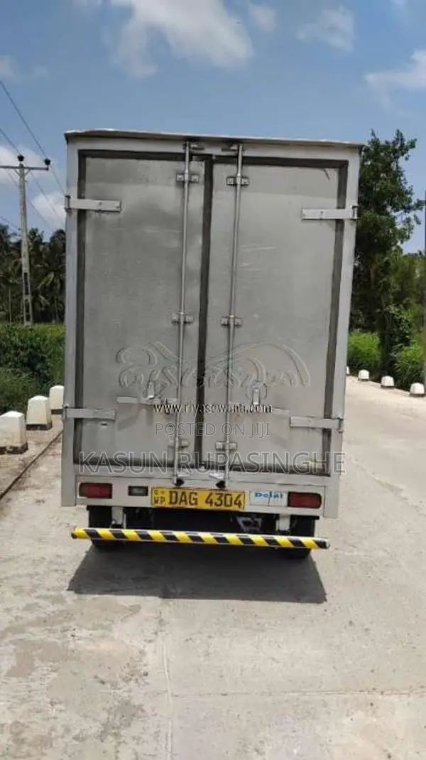 Tata Dimo Lokka 2018 Lorry (Used)
