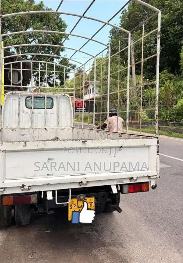 Mitsubishi Canter 2005 Lorry (Used)