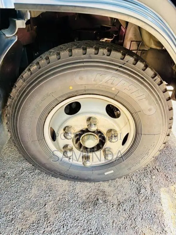 Isuzu Carrier 2017 Lorry Unregistered (Recondition)