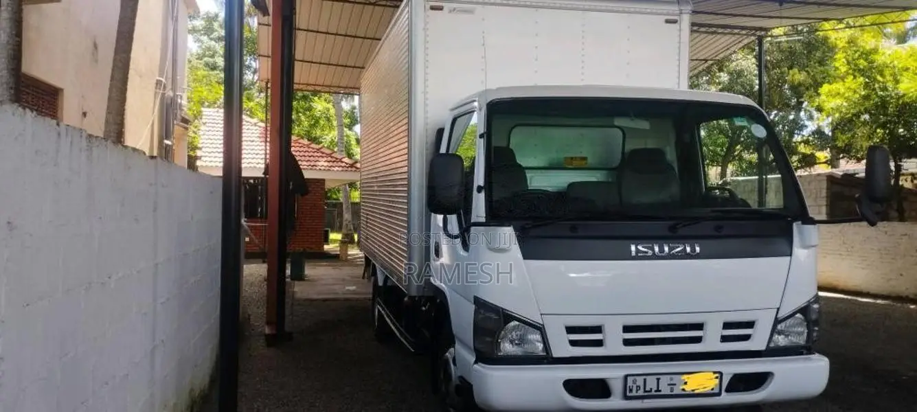 Isuzu NPR 2006 Lorry (Used)