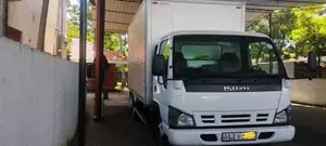 Isuzu NPR 2006 Lorry (Used)