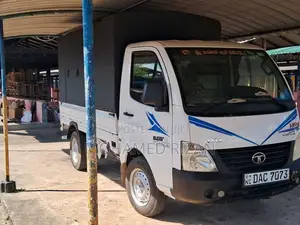 Tata Dimo Lokka 2016 Lorry (Used)