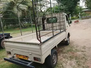 Tata Dimo Batta 2010 Lorry (Used)