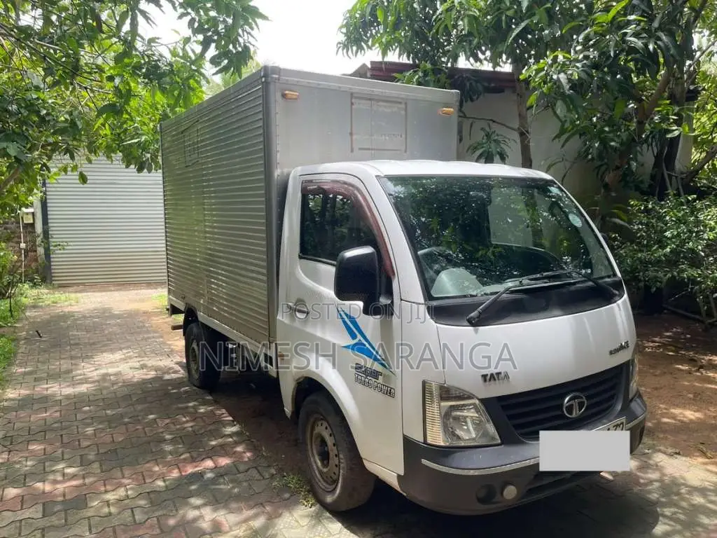 Tata Dimo Lokka 2016 Lorry (Used)