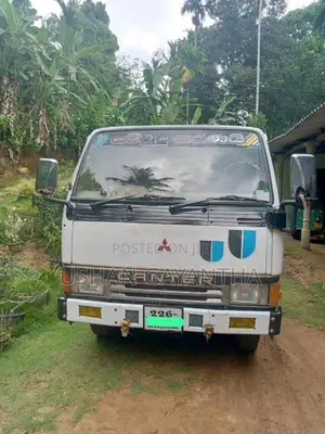 Mitsubishi Canter 1998 Lorry (Used)