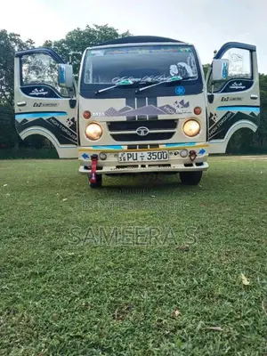 Tata Dimo Batta 2013 Lorry (Used)