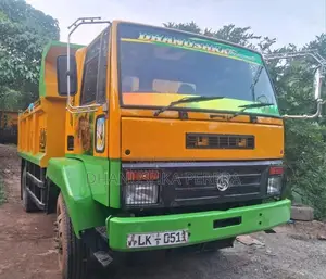 Ashok-Leyland Tipper 2012 Lorry (Used)