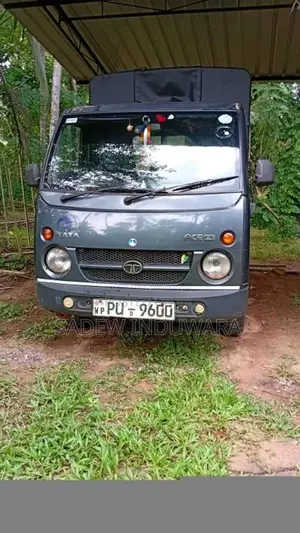 Tata Dimo Batta 2013 Lorry (Used)