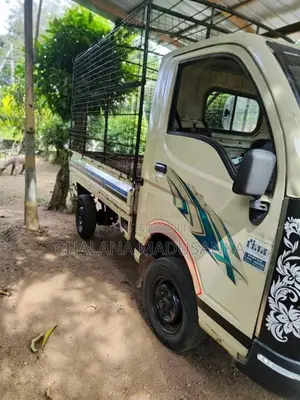 Tata Dimo Batta 2012 Lorry (Used)