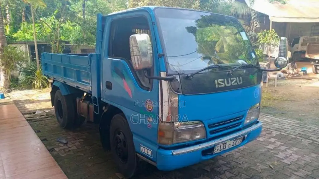 Isuzu 4HF1 2006 Lorry (Used)
