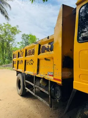 Ashok-Leyland Leyland 2007 Lorry (Used)