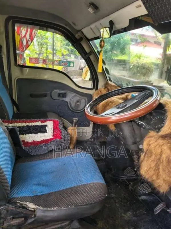 Tata Dimo Batta 2011 Lorry (Used)