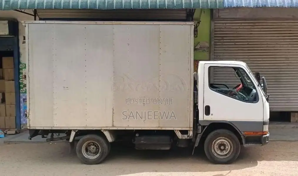 Mitsubishi Canter 2001 Lorry (Used)