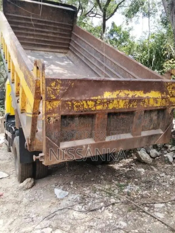 Tata Sinotruk HOWO Dump Truck Tipper 2017 Lorry (Used)