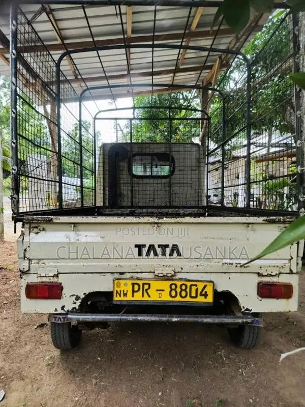Tata Dimo Batta 2012 Lorry (Used)