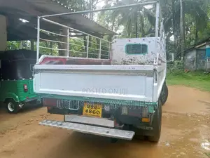 Mitsubishi Canter 1998 Lorry (Used)