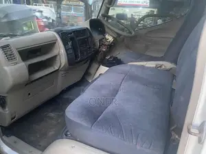 Toyota Dyna 1992 Lorry (Used)