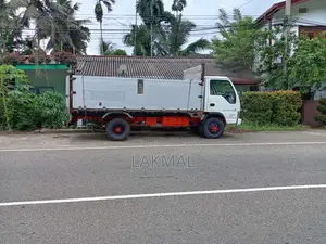 Isuzu ELF 350 2008 Lorry (Used)