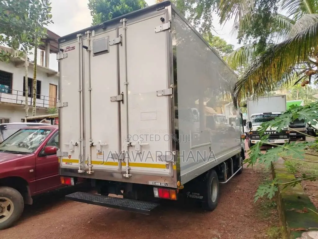 Isuzu ELF NPR Lorry Unregistered (Recondition)