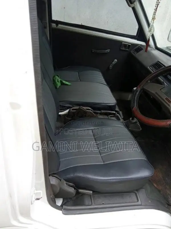 Nissan Vanette 1993 Lorry (Used)