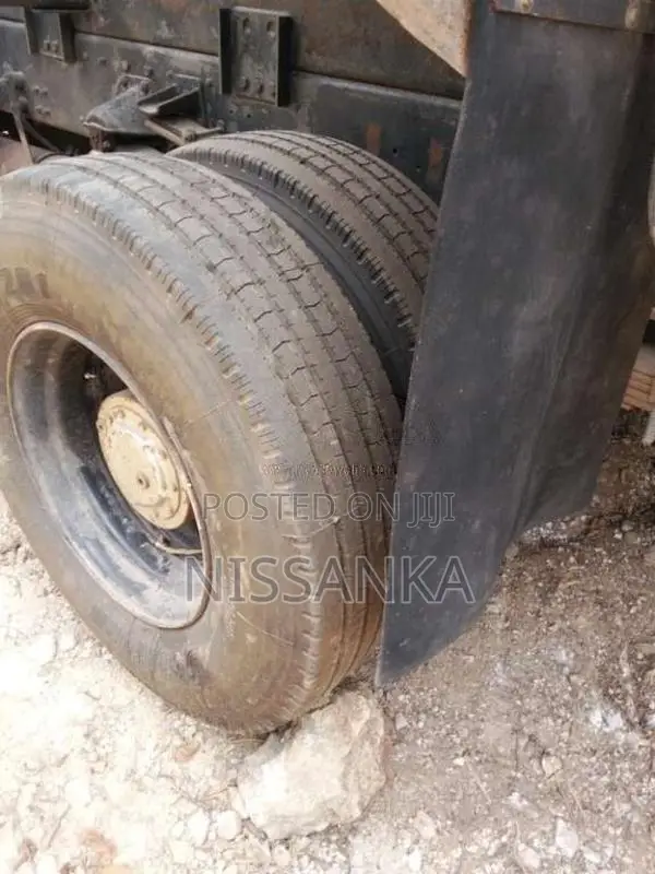 Tata Sinotruk HOWO Dump Truck Tipper 2017 Lorry (Used)