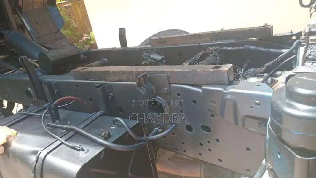 Isuzu 4HF1 2006 Lorry (Used)
